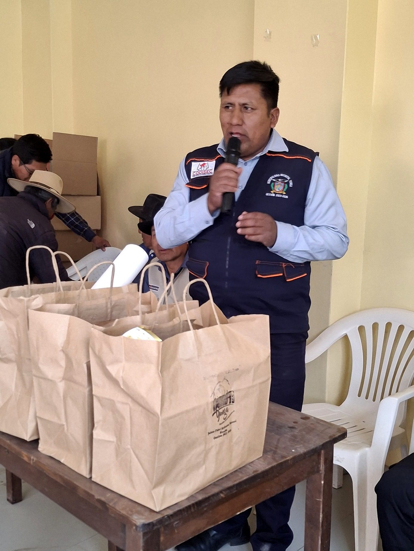 Trinquetes Políticos: Pincelada trinquetera… 1 Jaime Fidel Ajahuana Manuel 19122025 La Prensa Regional