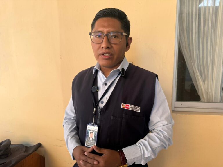 Detectan botica ilegal en San Antonio durante operativo contra medicamentos falsificados