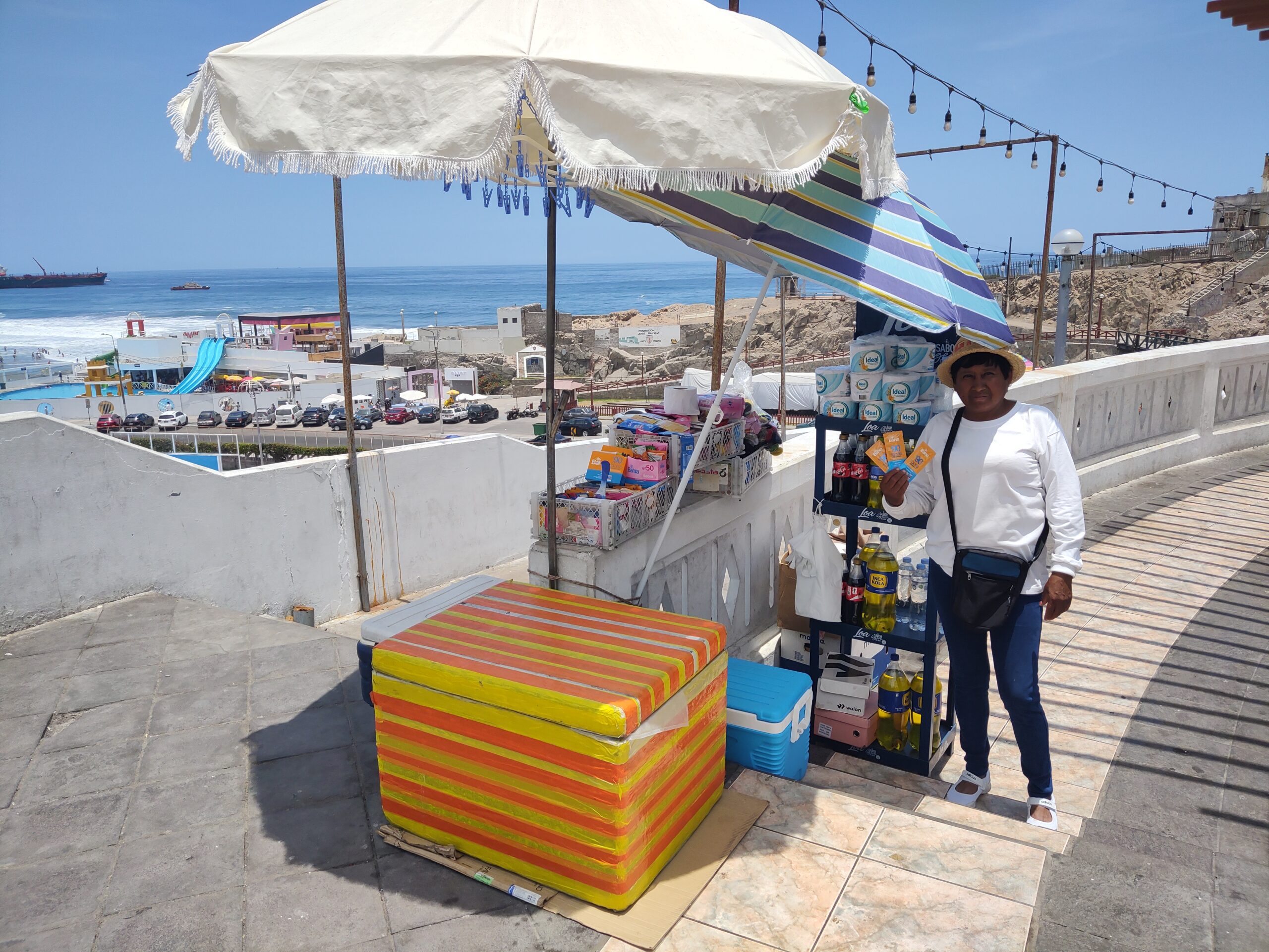 “La Reina de los Bloqueadores” 20 años protegiendo la piel de los veraneantes 1 La Reina de los Bloqueadores Mollendo 12022026 scaled La Prensa Regional