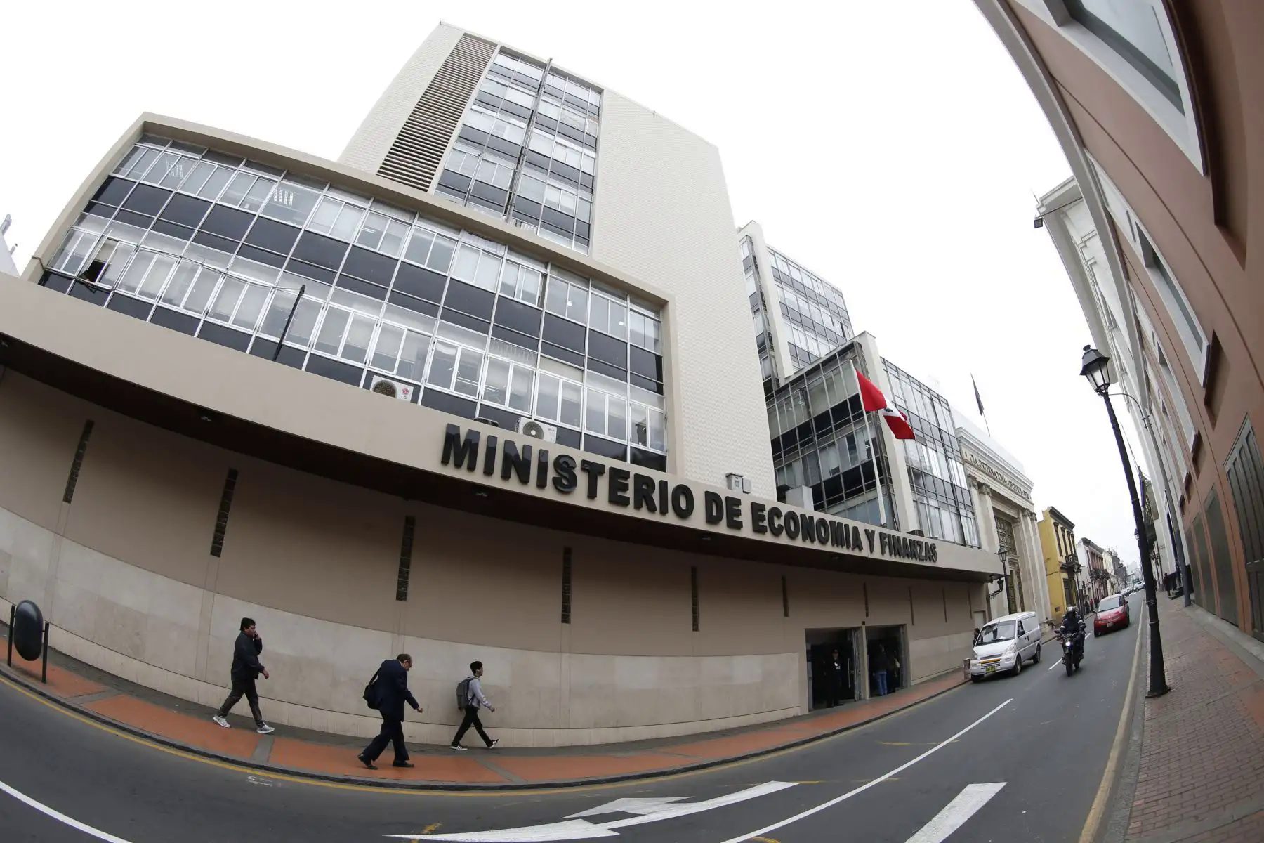 Trinquetes Políticos: Pincelada trinquetera… 2 MEF Andina A La Prensa Regional