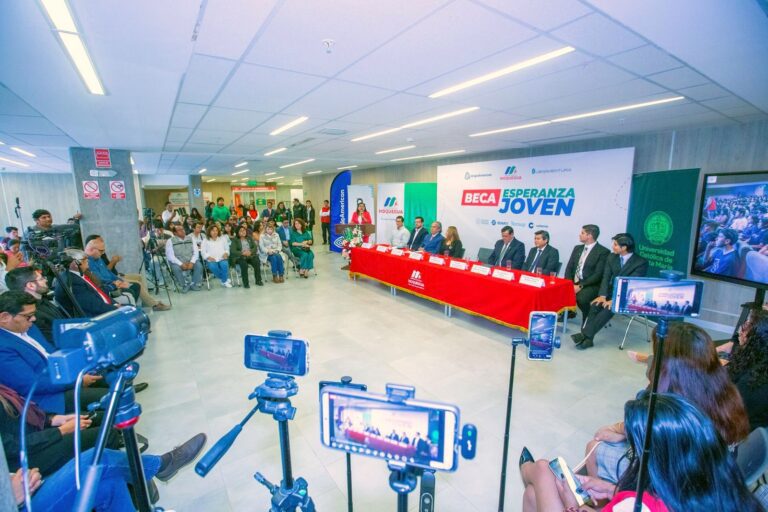 Más de 2,600 jóvenes se inscriben en Beca Esperanza Joven 2026