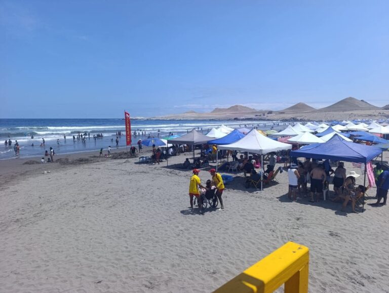 Salvataje rescata a bañista arrastrado por corriente en Pozo de Lisas