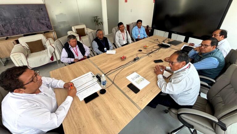 San Gabriel impulsa proyectos de agua, salud y ordenamiento territorial en Oyo Oyo