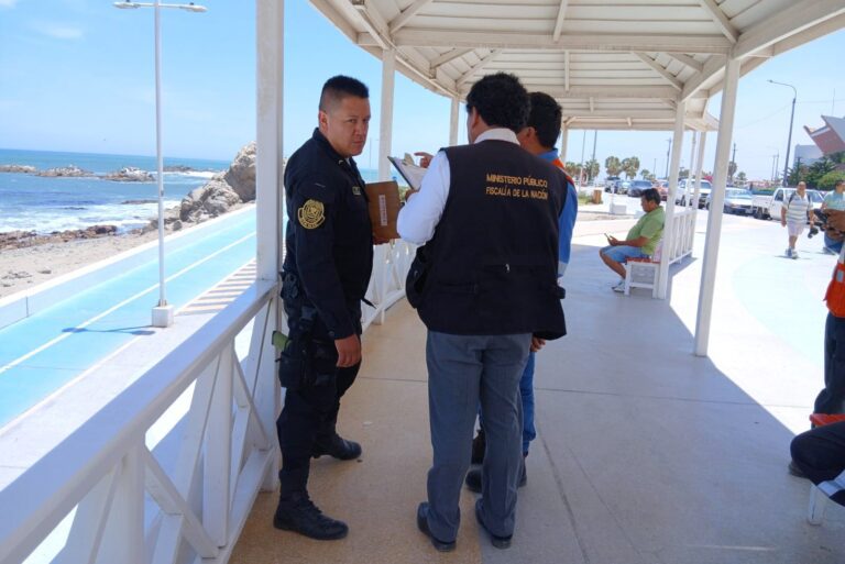 Fiscalía supervisa tuberías de Petroperú en playa El Diablo