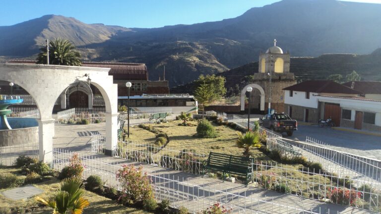 Condenan a exsubgerente por peculado en obra de Ubinas