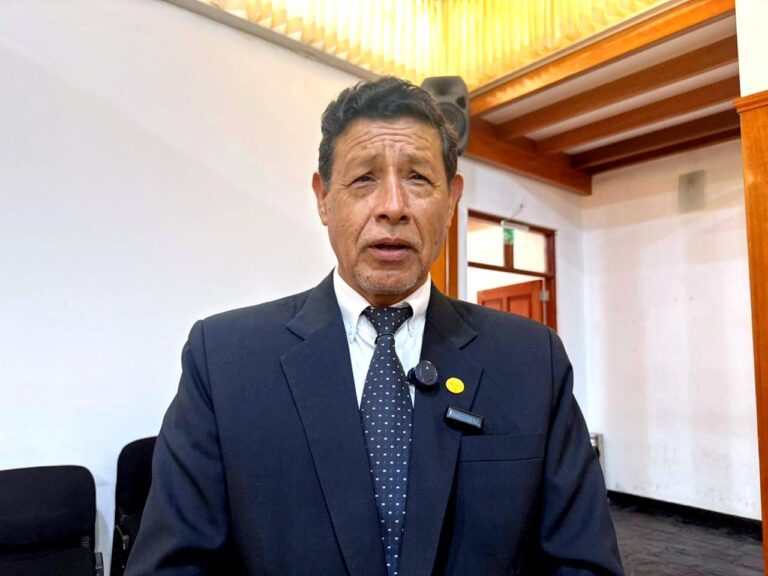 Consejero Wilder Paredes fiscalizará presuntas irregularidades en Sánchez Cerro