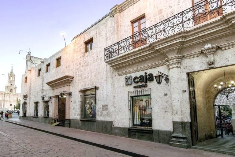 Caja Arequipa alcanza 40 años acompañando el crecimiento de los emprendedores del Perú