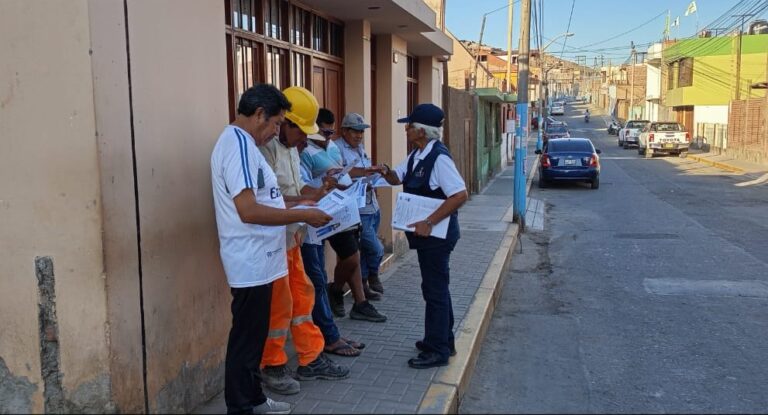 “Chalecos azules”: ODPE Mollendo continúa capacitando a electores y miembros de mesa