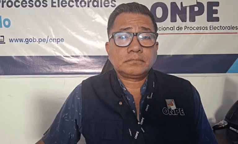 ODPE avanza con entrega de credenciales y capacitación a miembros de mesa en Ilo