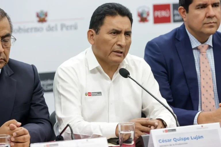 Ministro de la Producción dialogará con pescadores artesanales del sur en Ilo 