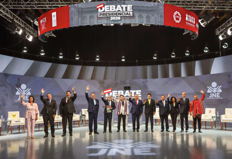 Trinquetes Políticos: Debate: propuestas o ataque
