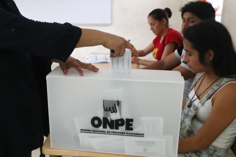 Elecciones de abril