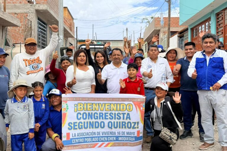 Entregan constancias de posesión a más de 70 familias en Alto Chen Chen