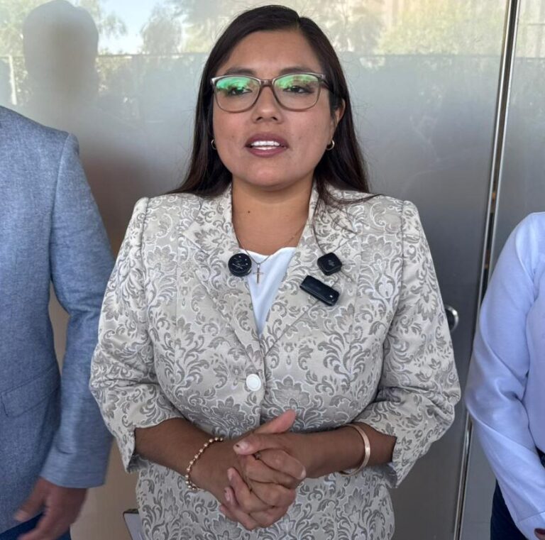 Gobernadora advierte poca socialización de represa Yanapuquio y pide mayor participación de comunidades