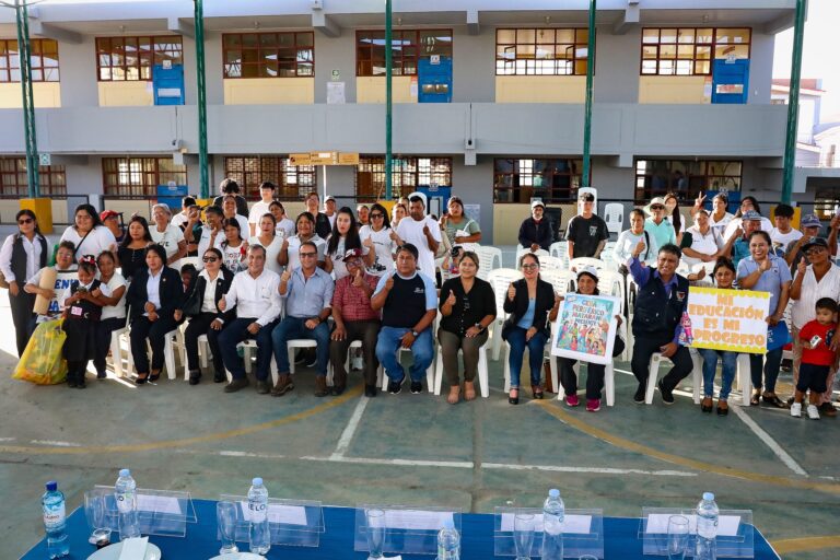 Inauguran año escolar en el CEBA Periférico Islay