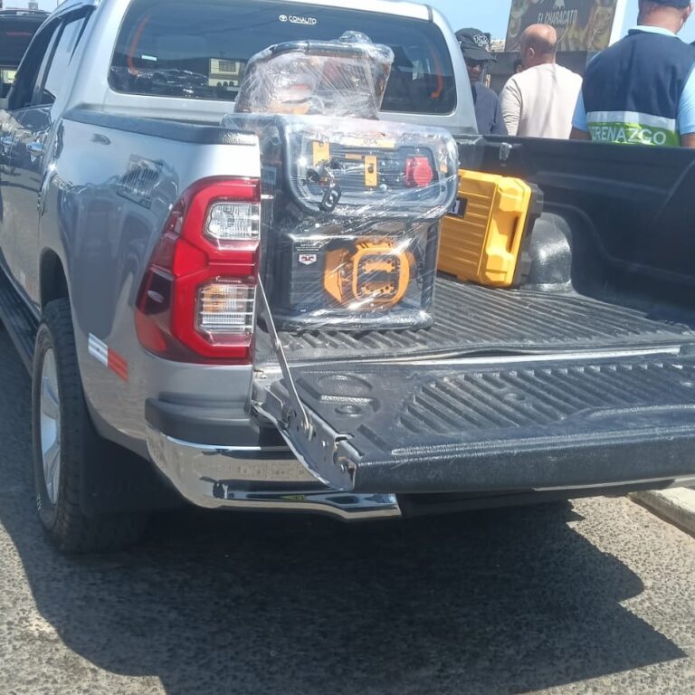 Intervienen a dos extranjeros acusados de estafar con venta de herramientas falsificadas