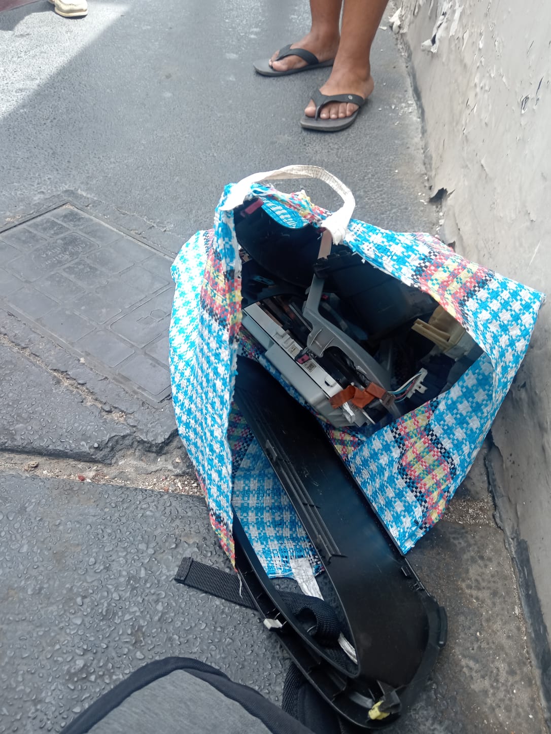 Ilo: Atrapan en flagrancia a sujeto que robaba autopartes de un vehículo 2 Intervienen a sujeto por robo de autopartes en Ilo 07032026 11 La Prensa Regional