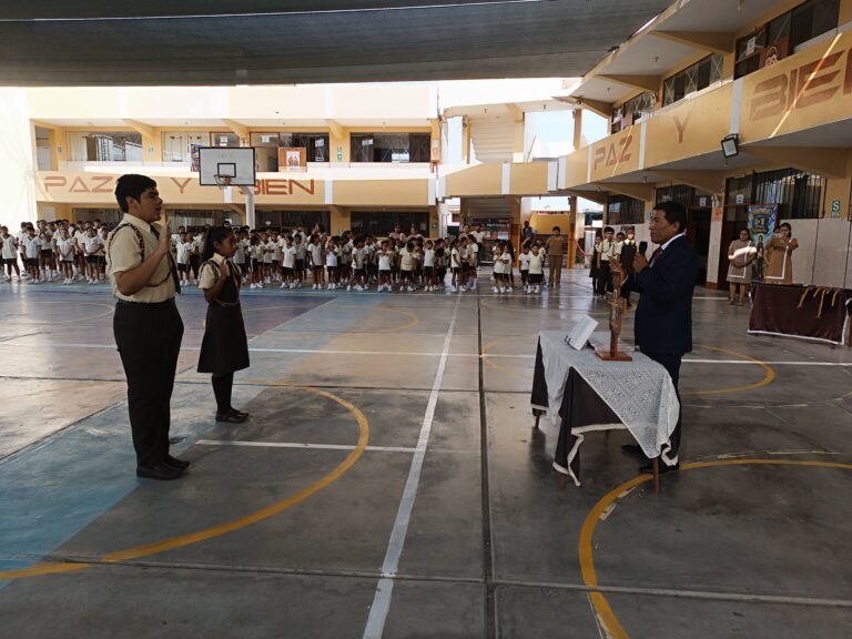Juramentan municipios escolares en colegio San Francisco