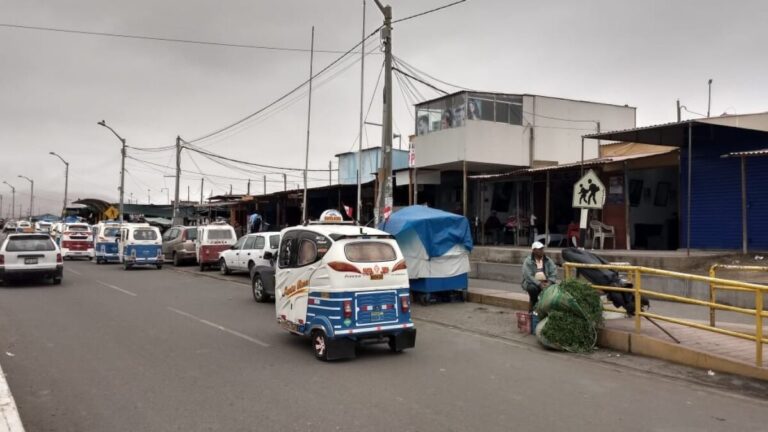 Mototaxistas de la Pampa Inalámbrica exigen mayor control y rechazan restricción por antigüedad