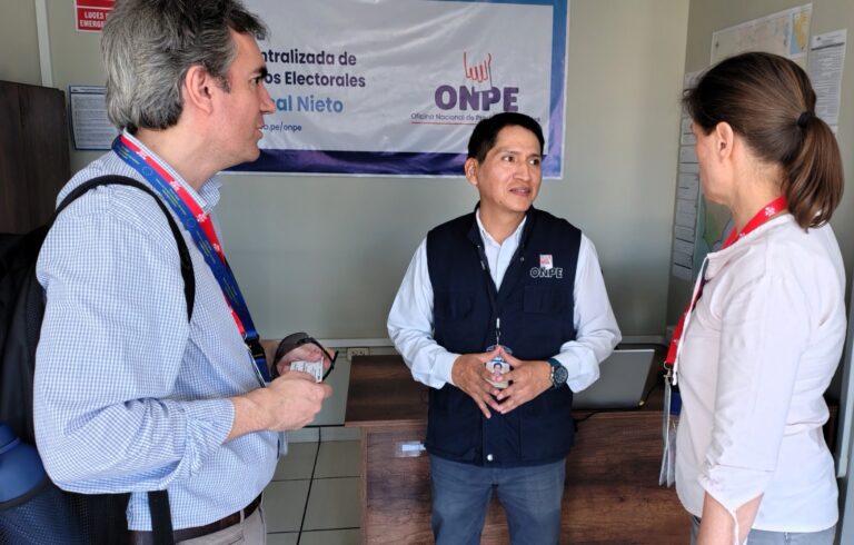 Observadores de la Unión Europea supervisan avances electorales en Ilo y Mariscal Nieto
