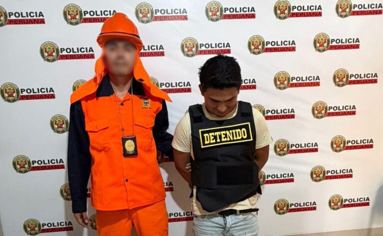 Detienen a sujeto en cantina por presunto tráfico de drogas