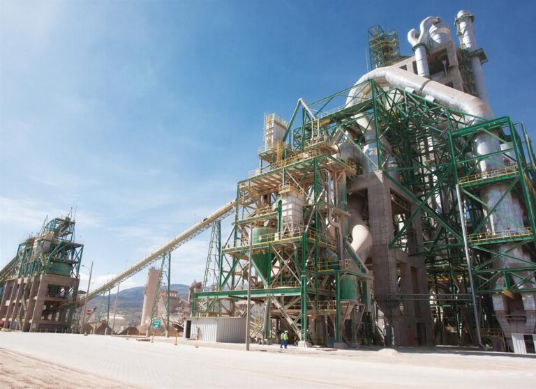 Cementera Yura alcanza utilidades de S/ 301.6 millones en 2025
