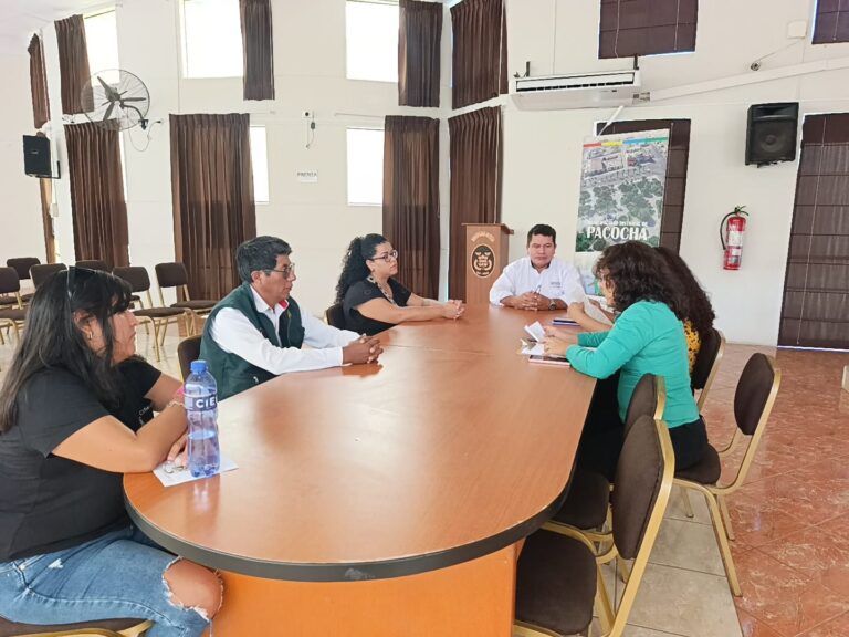 Reinstalan comité de administración del programa vaso de leche para el 2026