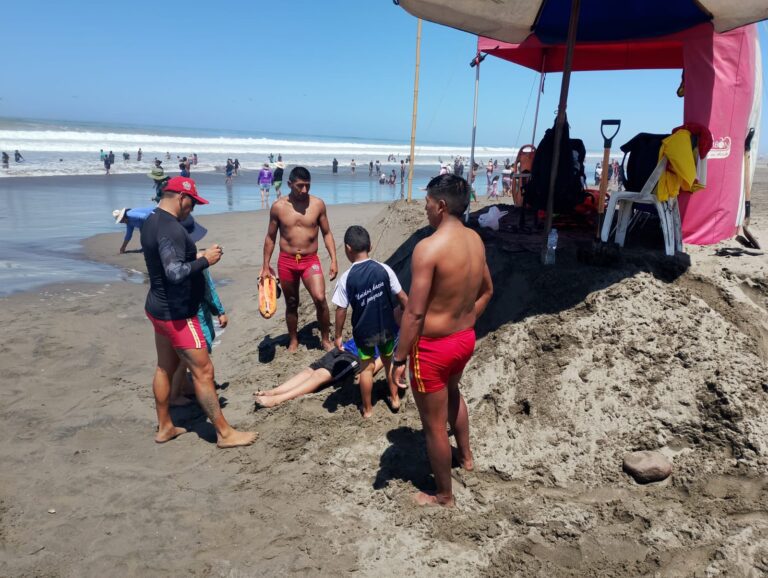 Rescatan a menor de 11 años en playas de Punta de Bombón