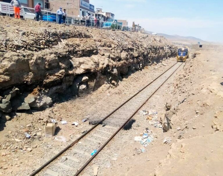 Vecinos exigen puente peatonal urgente en Mirador al Pacífico