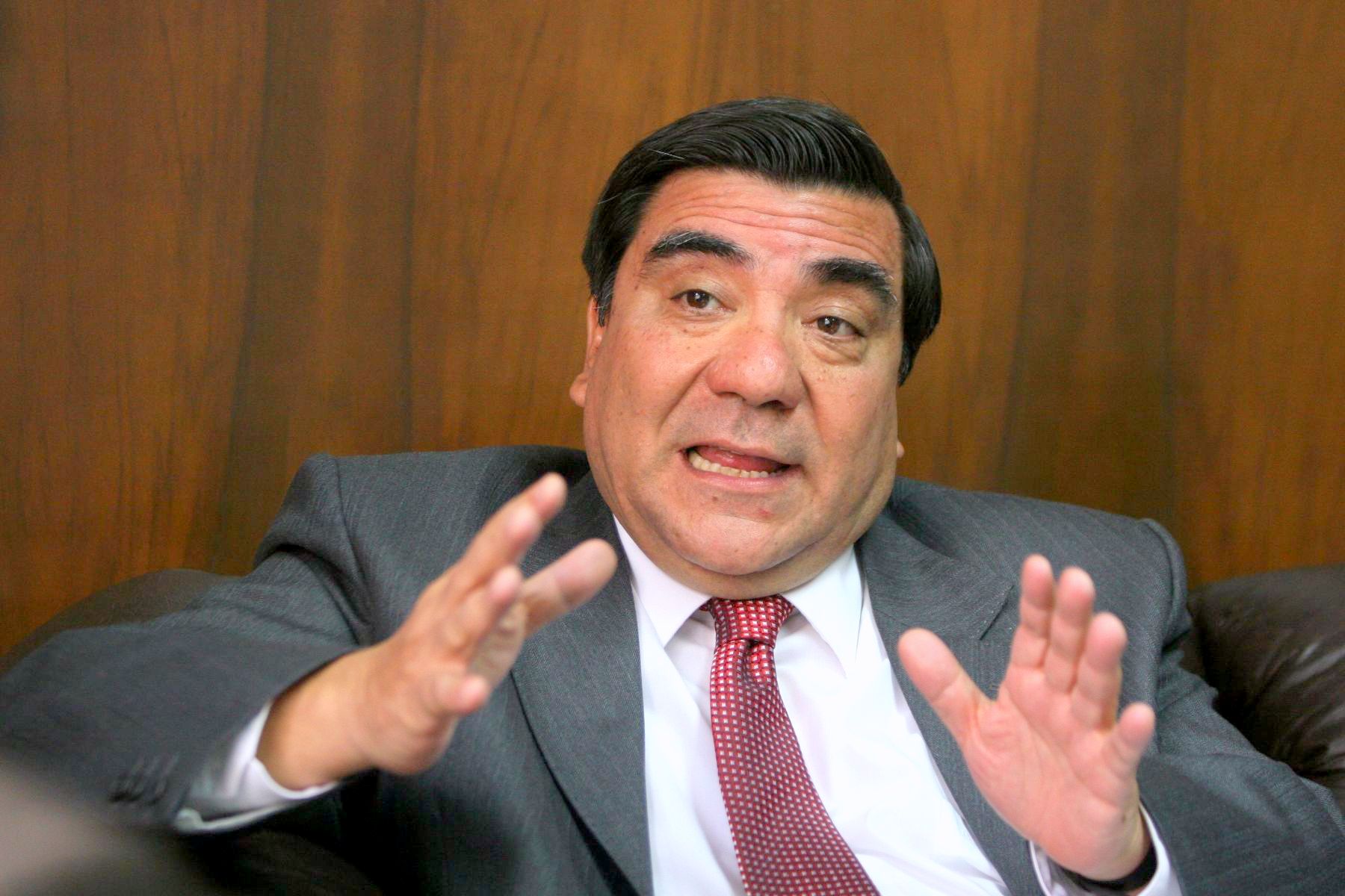 Trinquetes Políticos: El CMQ y el Fondo de Desarrollo… 2 Victor Andres Garcia Toma d La Prensa Regional