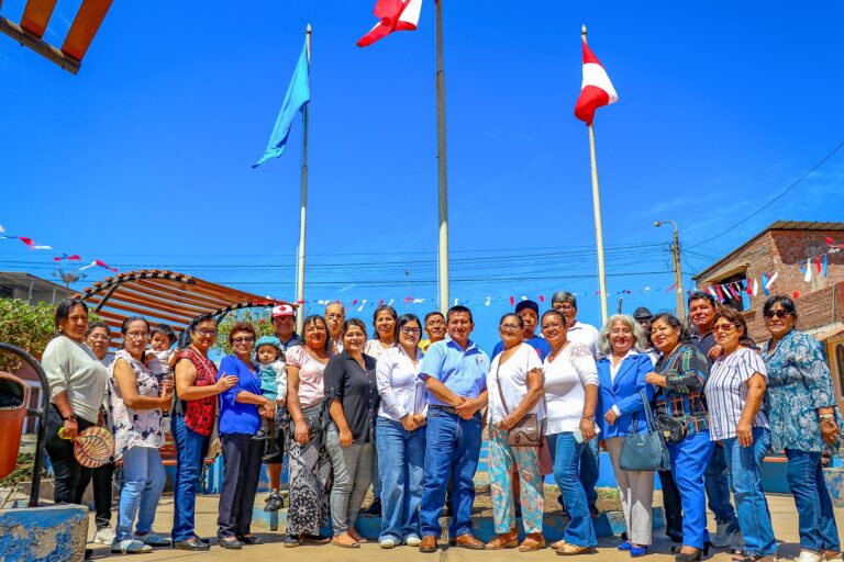 Aniversario vecinal en Apvis Puerto Rico reúne autoridades en Islay-Matarani