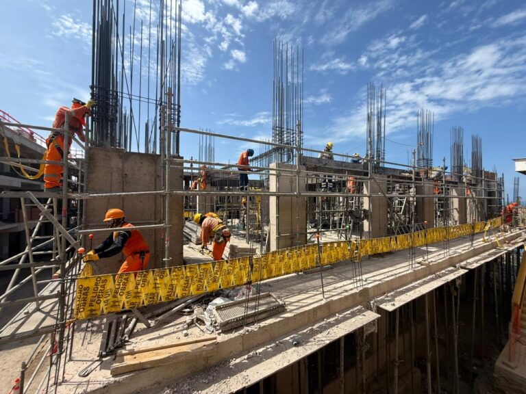 Obra del colegio Mariátegui alcanza 40 % de avance