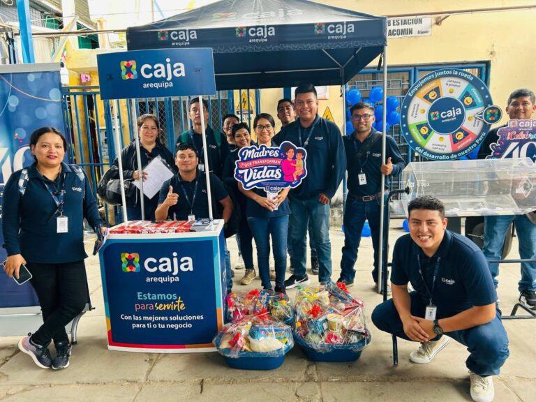 Caja Arequipa dio inicio a su campaña “Madres que transforman vidas” por el Día de la Madre