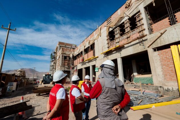 Contraloria advierte retrasos en obras publicas del sector Salud y Educacion en Ilo 23042026 5 La Prensa Regional