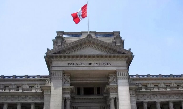 Corte Suprema fija límite: Fiscales no deben confundir negligencia funcional con colusión