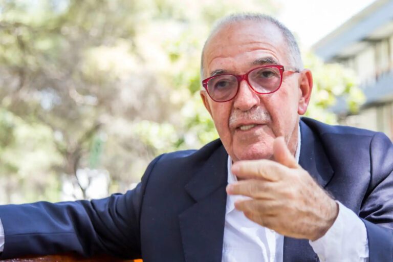 Falleció el periodista José María Salcedo a los 79 años