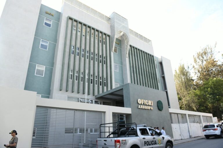 Reactivarán proyecto de laboratorio de criminalística policial en Arequipa