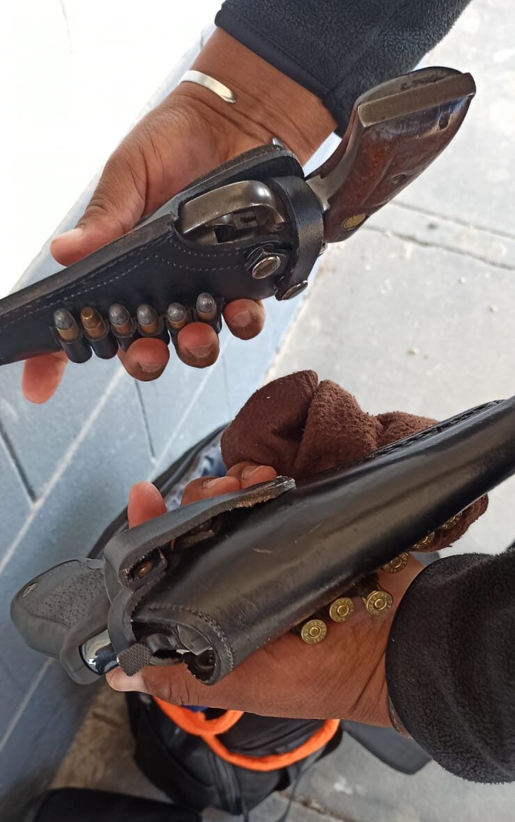 Intervienen a agentes de seguridad por traslado irregular de armas en Pacocha 2 Operativo PNP y Sucamec intervencion dos personas trasladaban armas de fuego 24042026 5 e1777092826343 La Prensa Regional