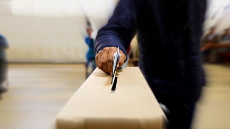 12 de abril hecatombe política