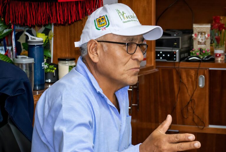 Alcalde de Cocachacra denuncia falta de interés del gobernador regional por contaminación del río Tambo