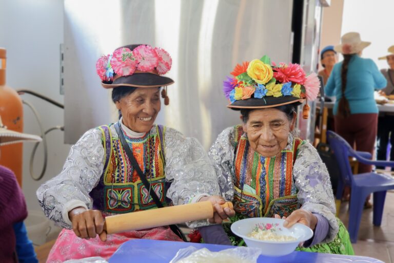 Moquegua: Adultos mayores lanzan marca de panes artesanales “Tanta Auqui”