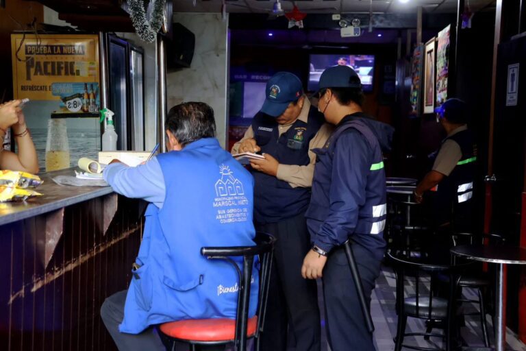 Clausuran y sancionan locales clandestinos en calle Andrés Avelino Cáceres