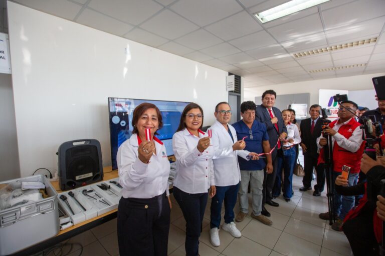 Hospital de Ilo recibe moderno equipamiento biomédico