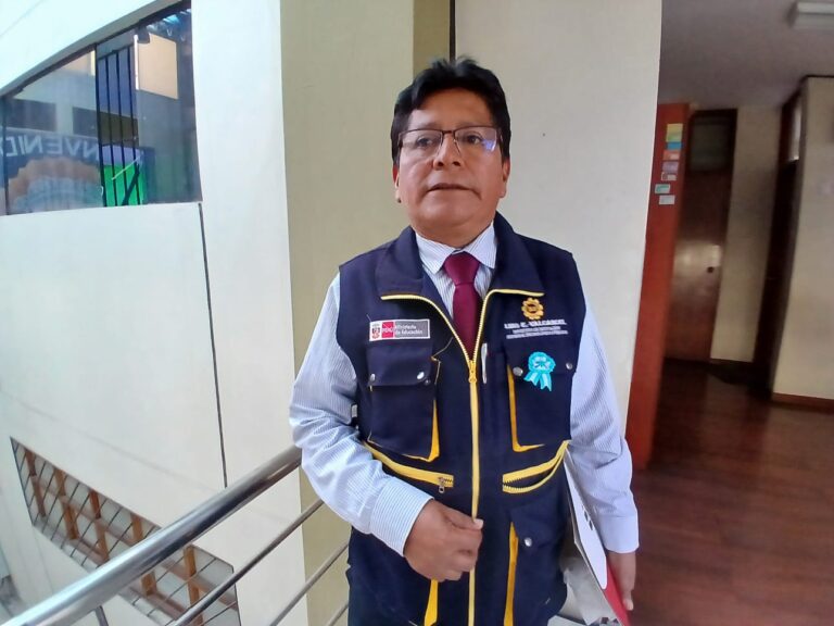IESTP Luis E. Valcárcel promueve prácticas en empresas y becas para estudiantes