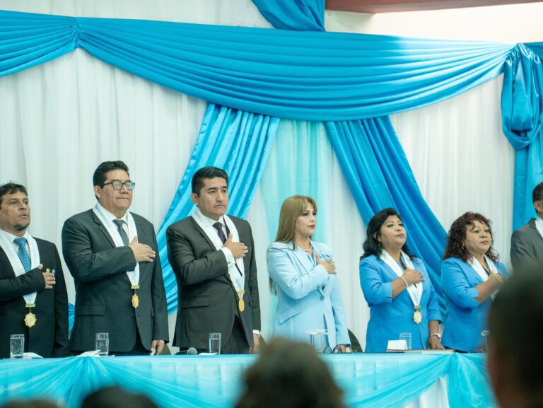 Alcalde provincial anuncia la creación de un programa de vivienda 