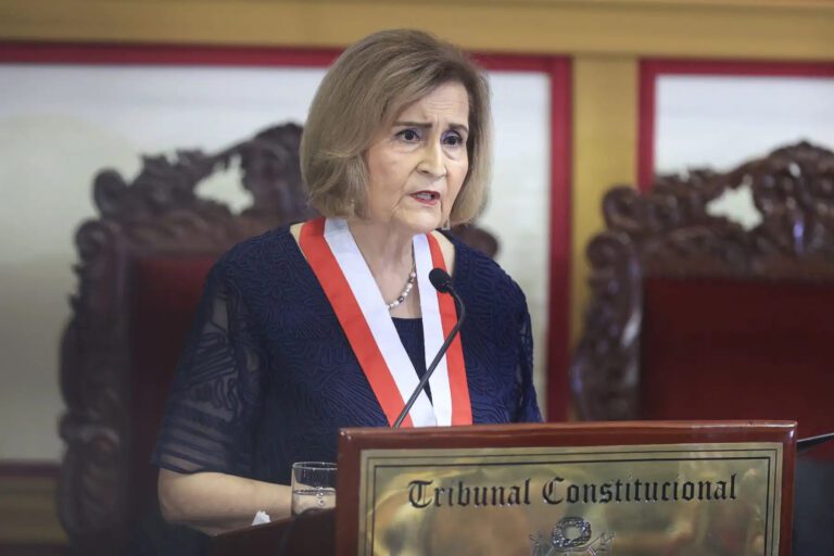 Luz Pacheco renuncia a la presidencia del Tribunal Constitucional