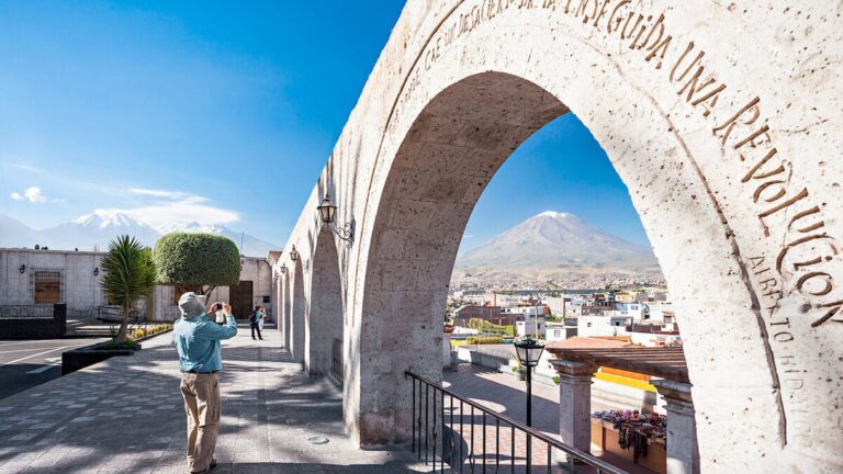 Impulsan formación turística en Arequipa