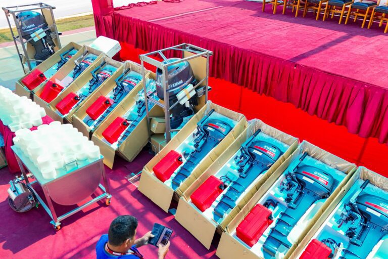 Procompite: Asociación de pescadores de Matarani recibe equipamiento 