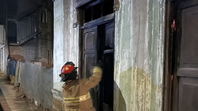 Amago de incendio afecta vivienda deshabitada en Mollendo