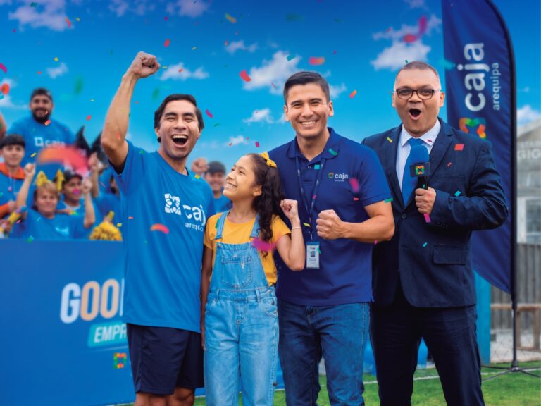 Caja Arequipa lanza campaña ‘Golazo Emprendedor’ junto al ‘Tanke’ Arias